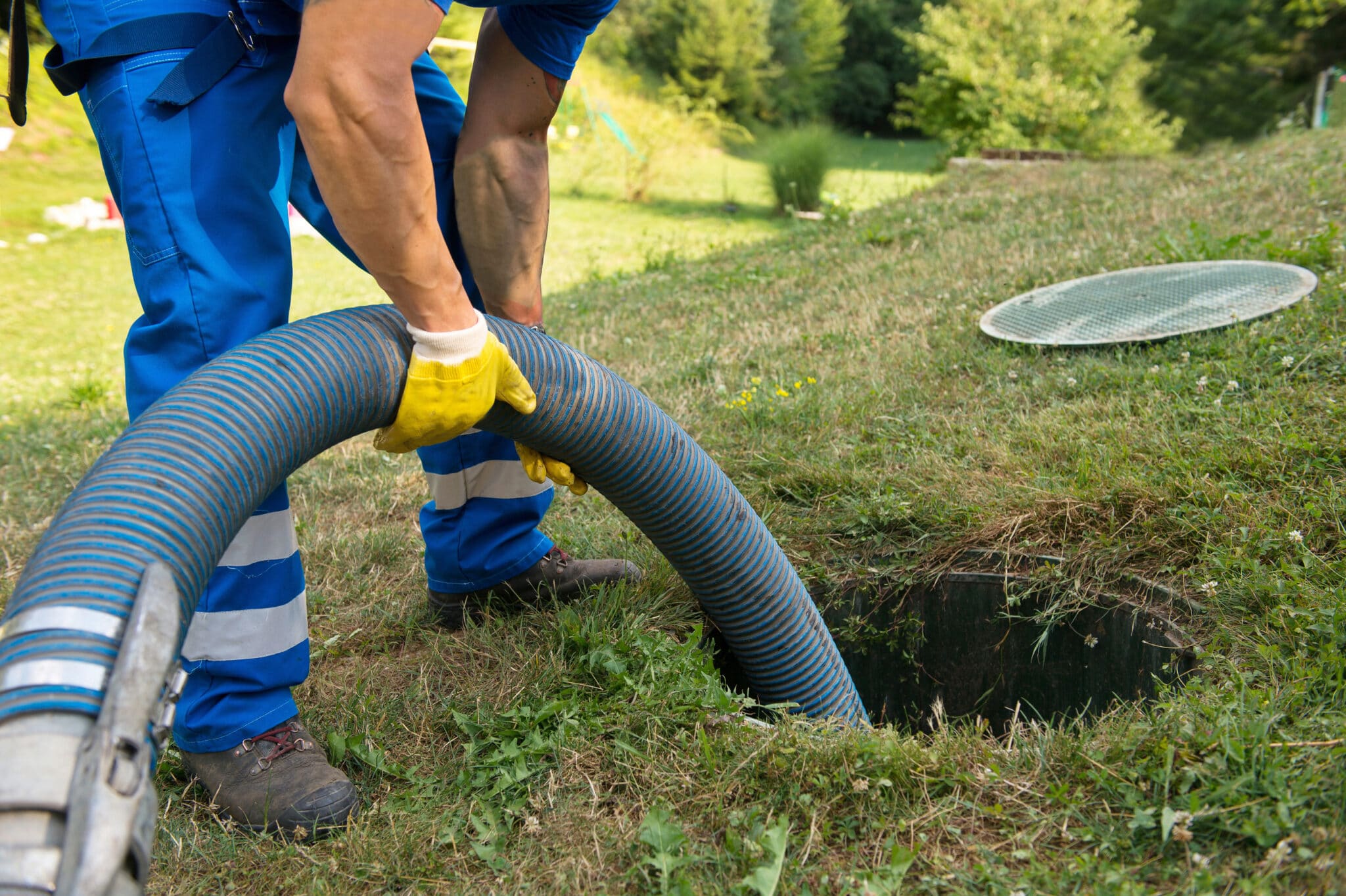 Emergency sewer backup repair in Houston
